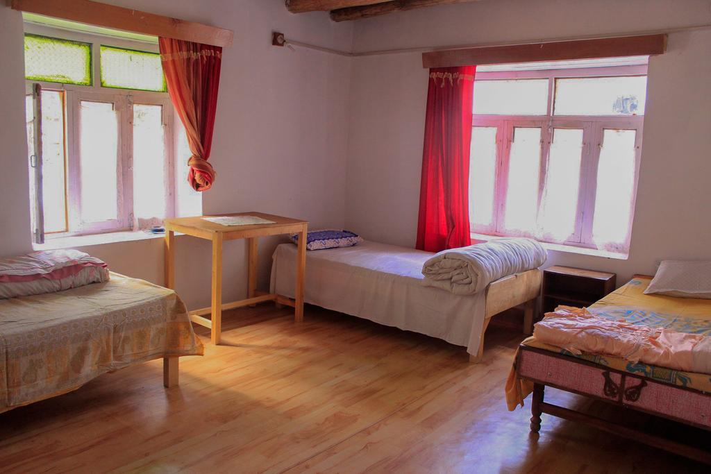 Tsetan Guest House Лех Экстерьер фото